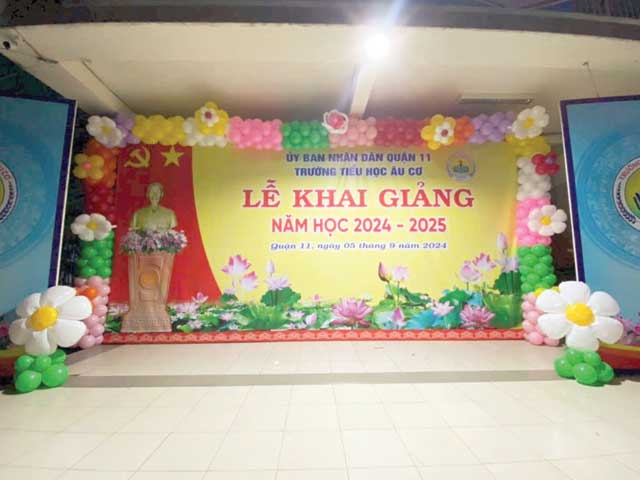 Trang trí không gian khai giảng năm học mới