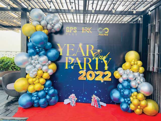 Decor backdrop year end party 2023-2024
