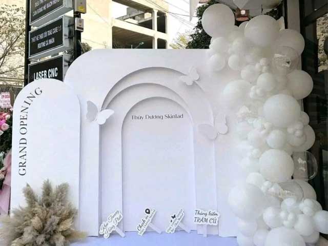 Báo giá thi công backdrop khai trương của hàng Báo giá thi công backdrop khai trương của hàng