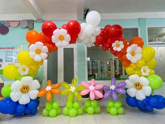 Cổng bóng freestyle tổng kết năm học