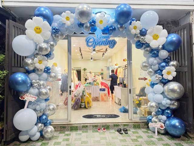 Trang trí cổng bóng lễ khai trương theo yêu cầu Trang trí cổng bóng lễ khai trương theo yêu cầu
