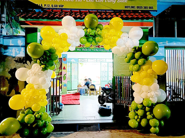Cổng Bóng Khai Trương Tông Màu Trắng Xanh TPHCM Cổng Bóng Khai Trương Tông Màu Trắng Xanh TPHCM
