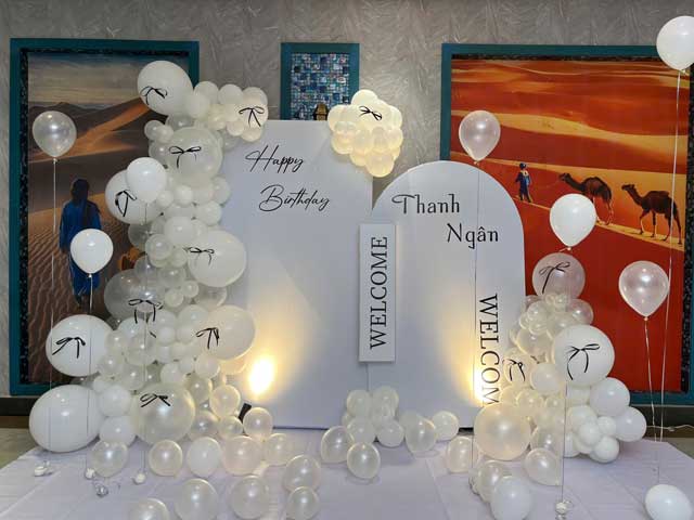 Đặt Trang Trí Thôi Nôi Tuổi Rắn Tại Hcm