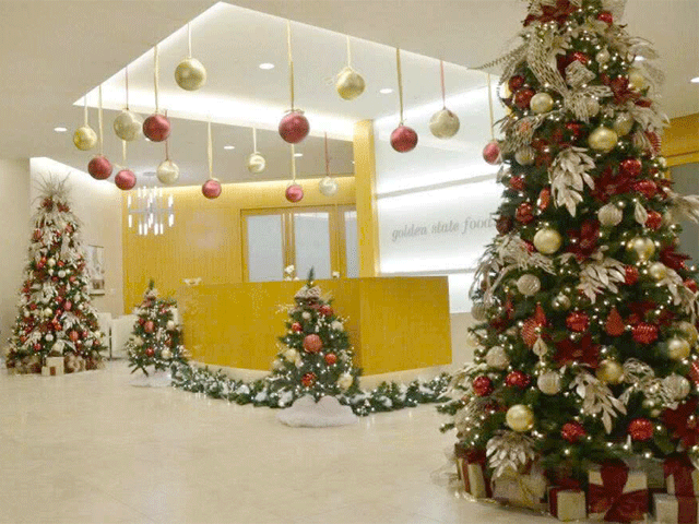 Decor Noel Giá Rẻ Tại Văn Phòng Làm Việc Công Ty