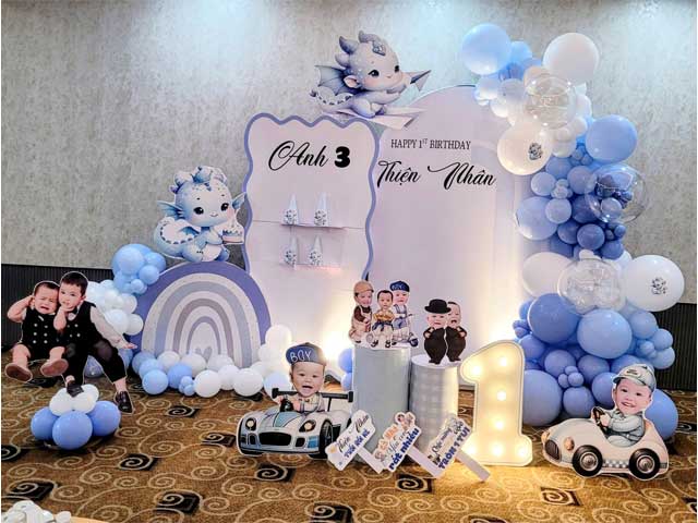Decor sinh nhật cho bé trai 1 tuổi tông xanh dương Decor sinh nhật cho bé trai 1 tuổi tông xanh dương