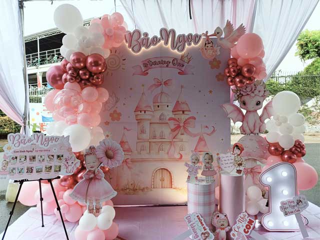 Dịch Vụ Trang Trí Sinh Nhật Bé Gái