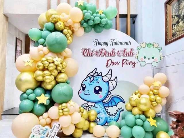 Tiệc fullmonth