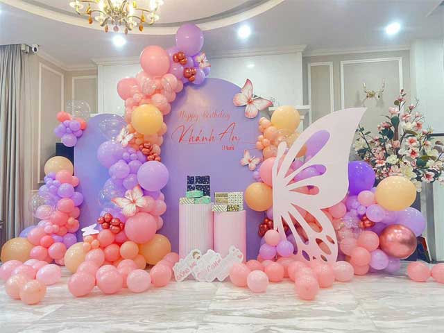 Giá trang trí tiệc thôi nôi cho bé gái tại nhà, nhà hàng