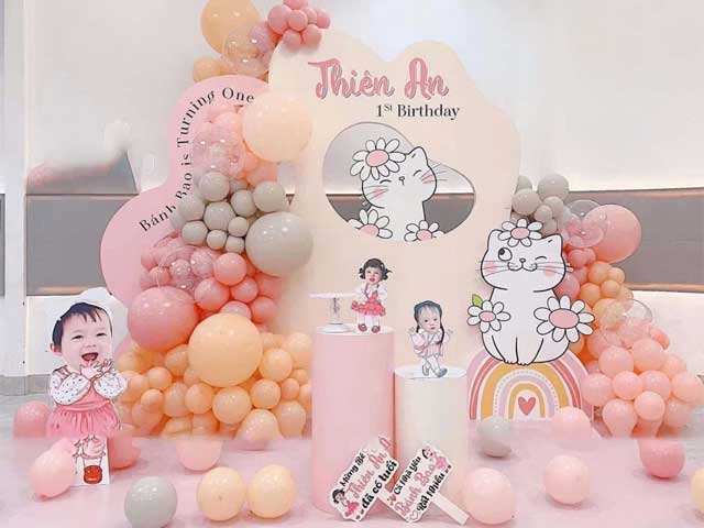 Gợi Ý Backdrop Sinh Nhật Bé Gái Dễ Thương