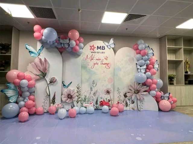 Mẫu trang trí 8/3 đẹp Mẫu trang trí 8/3 đẹp