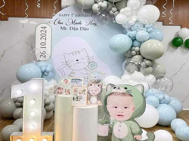 Phông nền đầy tháng trang trí tiệc cho bé tại nha