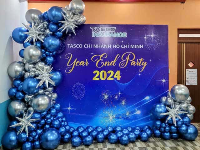 Tiệc tất niên 2024