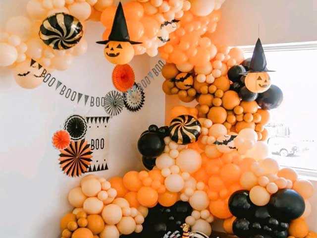 Trang trí tổ chức Halloween tại nhà