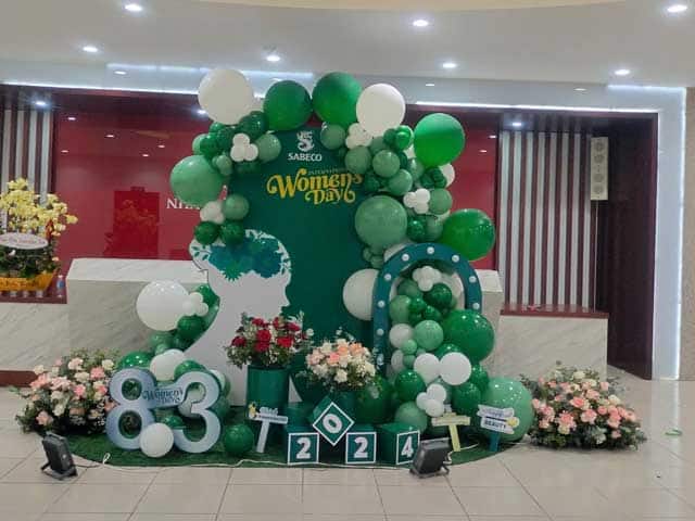 Mẫu backdrop 8/3 đẹp và ý nghĩa