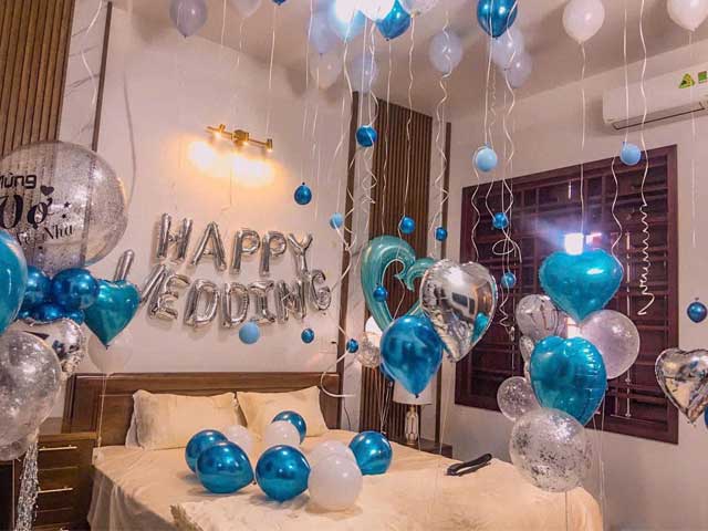 Trang trí chữ happy wedding phòng tân hôn Trang trí chữ happy wedding phòng tân hôn