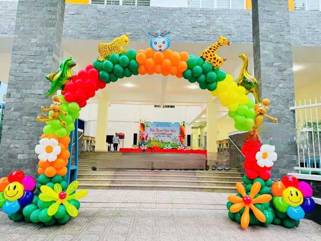 Cổng chào sự kiện 20/11 nhân ngày Nhà giáo Việt Nam
