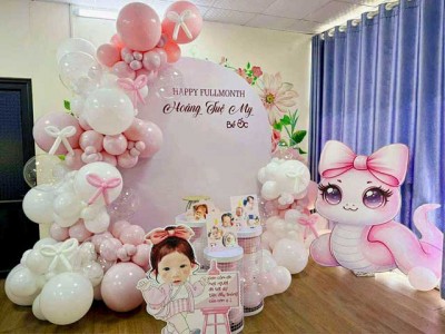 Ý tưởng trang trí đầy tháng cho bé tuổi tỵ