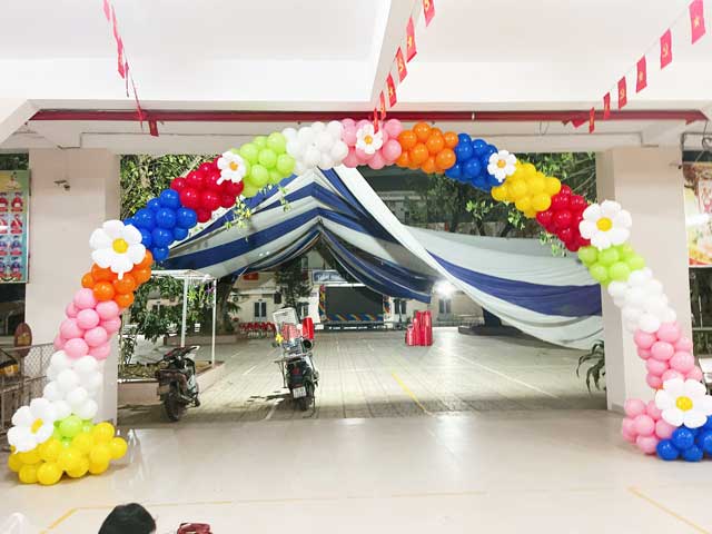 Trang Trí Khai Trương Bằng Bong Bóng