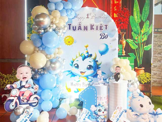 Trang trí sân khấu sự kiện sinh nhật Bình Dương