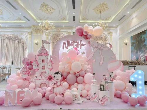 Trang trí sinh nhật cho bé gái 1 tuổi
