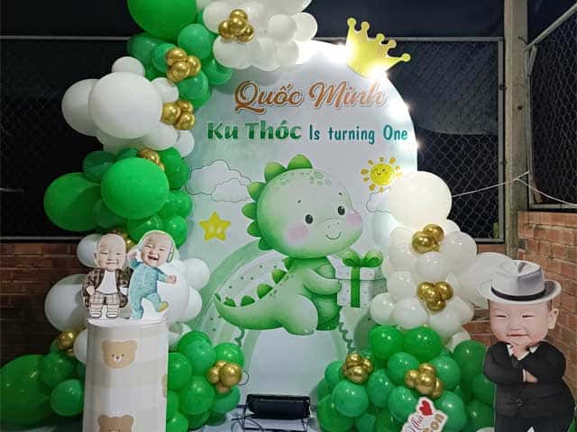 Trang trí sinh nhật theo tuổi bé