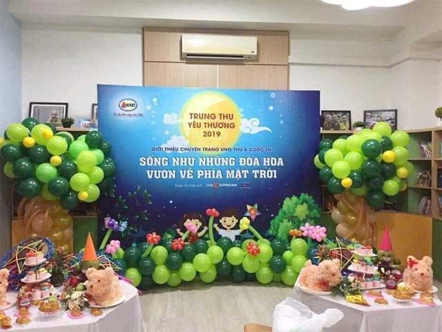 Trang trí trung thu bằng bong bóng Trang trí trung thu bằng bong bóng